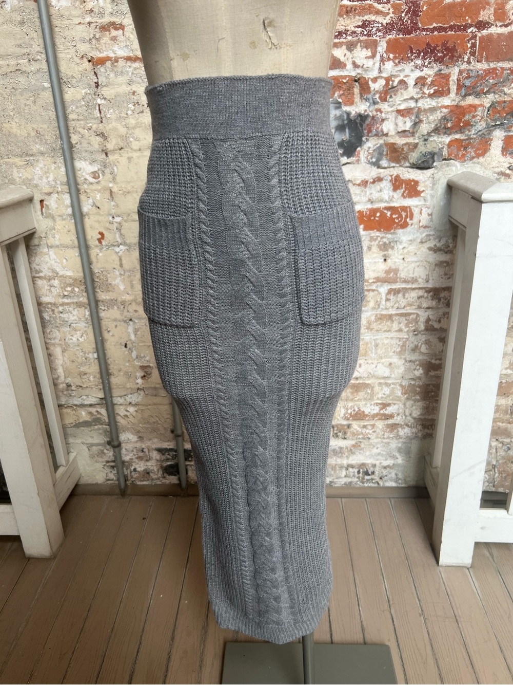 JLuxeLabel Cable-Knit Wiggle Midi Skirt - Picture 5 of 8